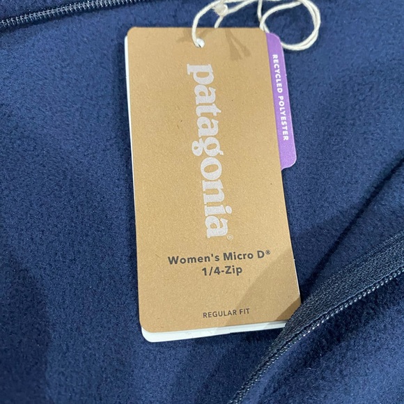 Woman’s Micro D 1/4 Zip, size XS - Picture 3 of 4